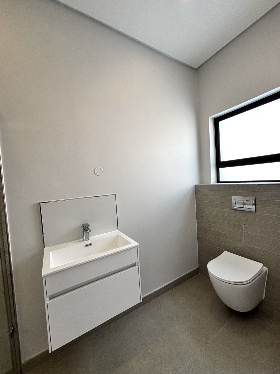 4 Bedroom Property for Sale in Sandown Western Cape